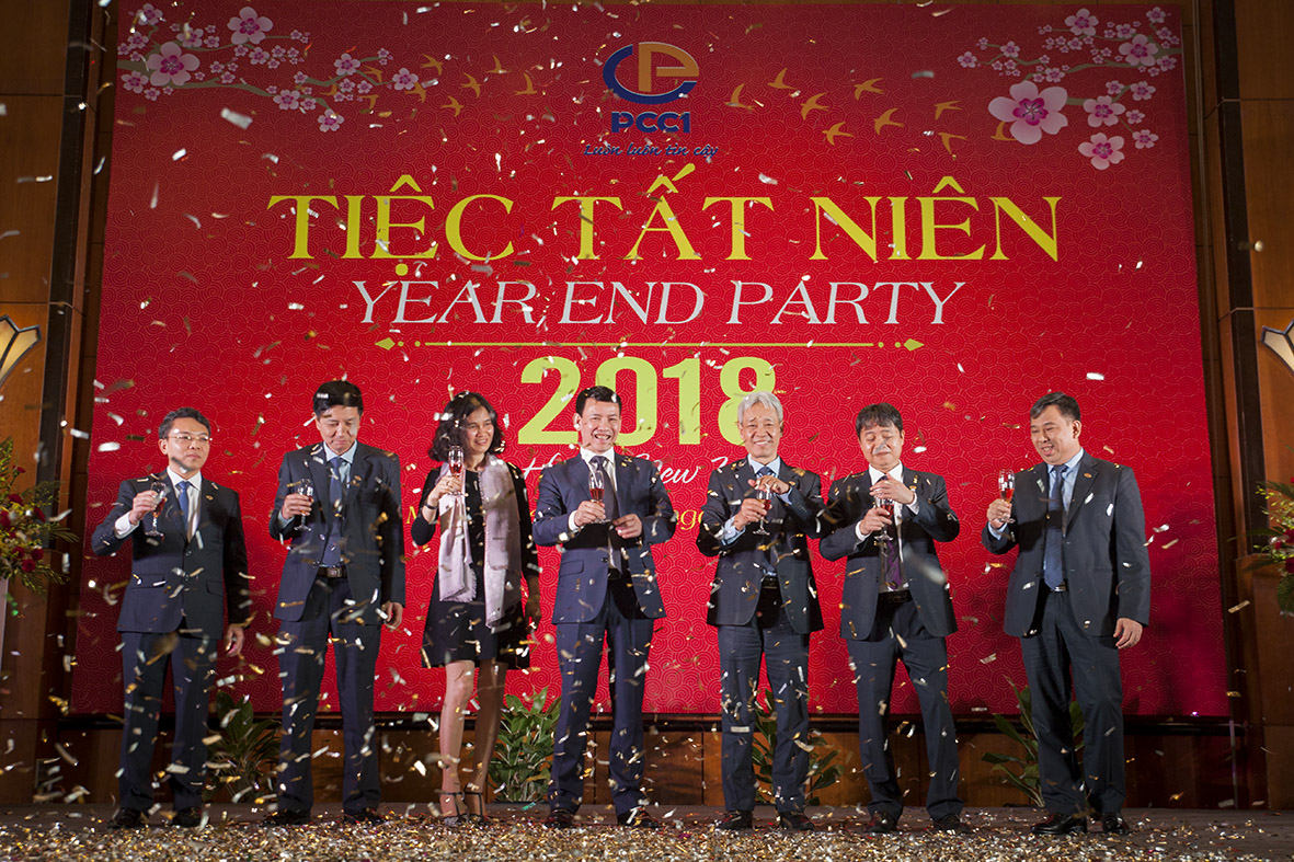 Tải kịch bản year end party & chương trình tất niên cuối năm